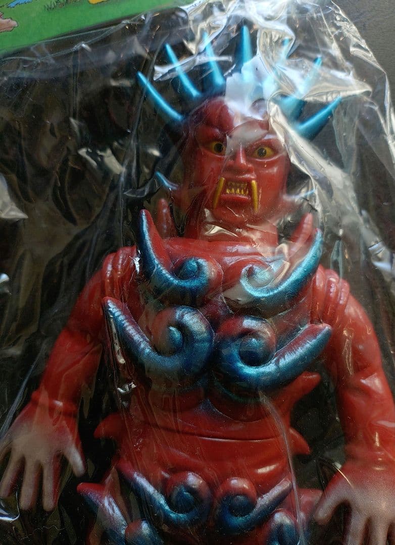 新品やまなや怪獣郷ソフビ二面凶悪怪獣アシュラン ウルトラマンレオ