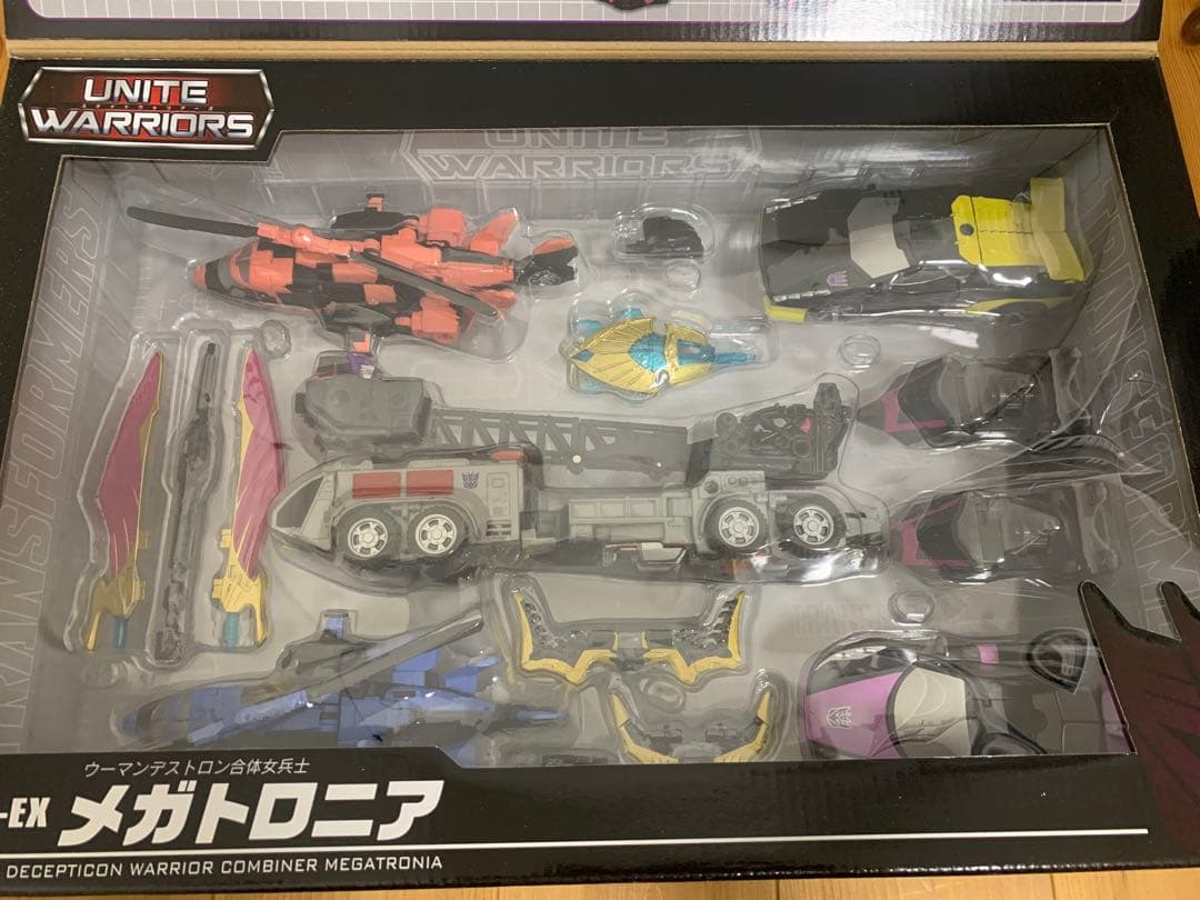 トランスフォーマー　ユナイトウォリアーズ　メガトロニア