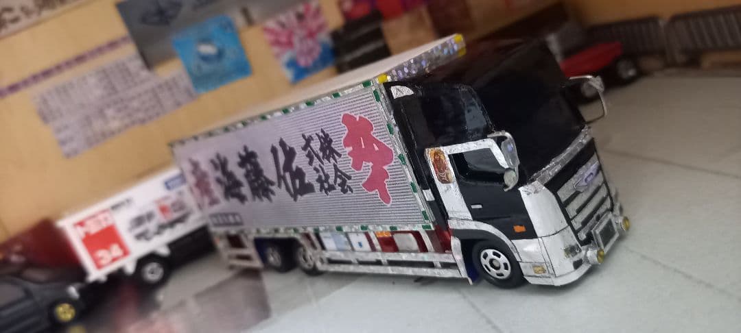 デコトラトミカ17プロフィアスタイル - メルカリ