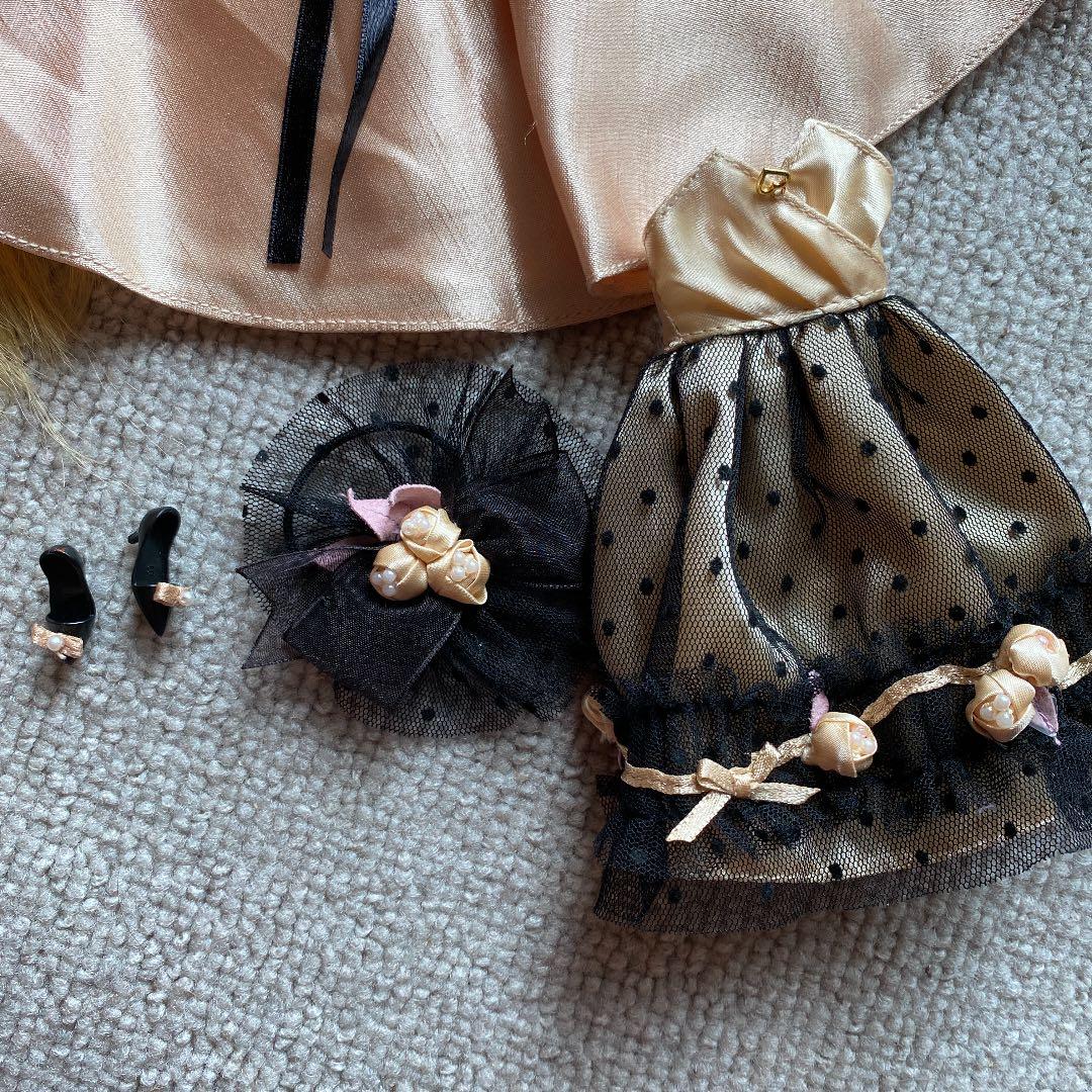 値下げ　ネオブライス  ジェンナ　おまけイブニングデート洋服