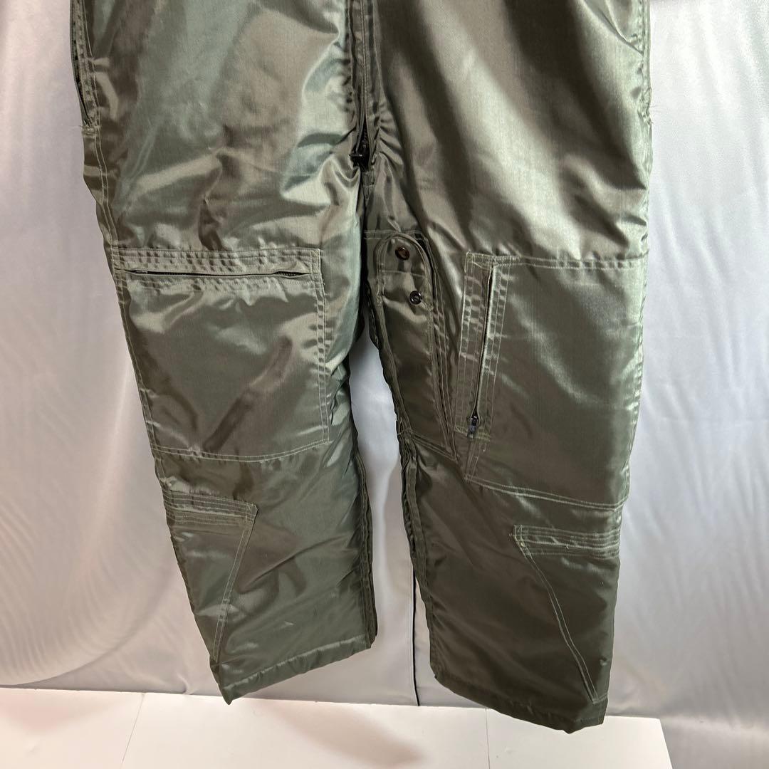 美品 米軍実物 U.S.AIRFORCE フライトスーツ ARAMID100%