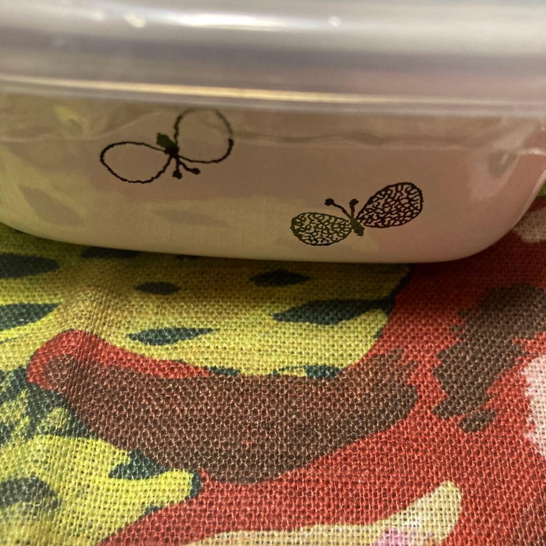 (新品・貴重)ミナペルホネン容器