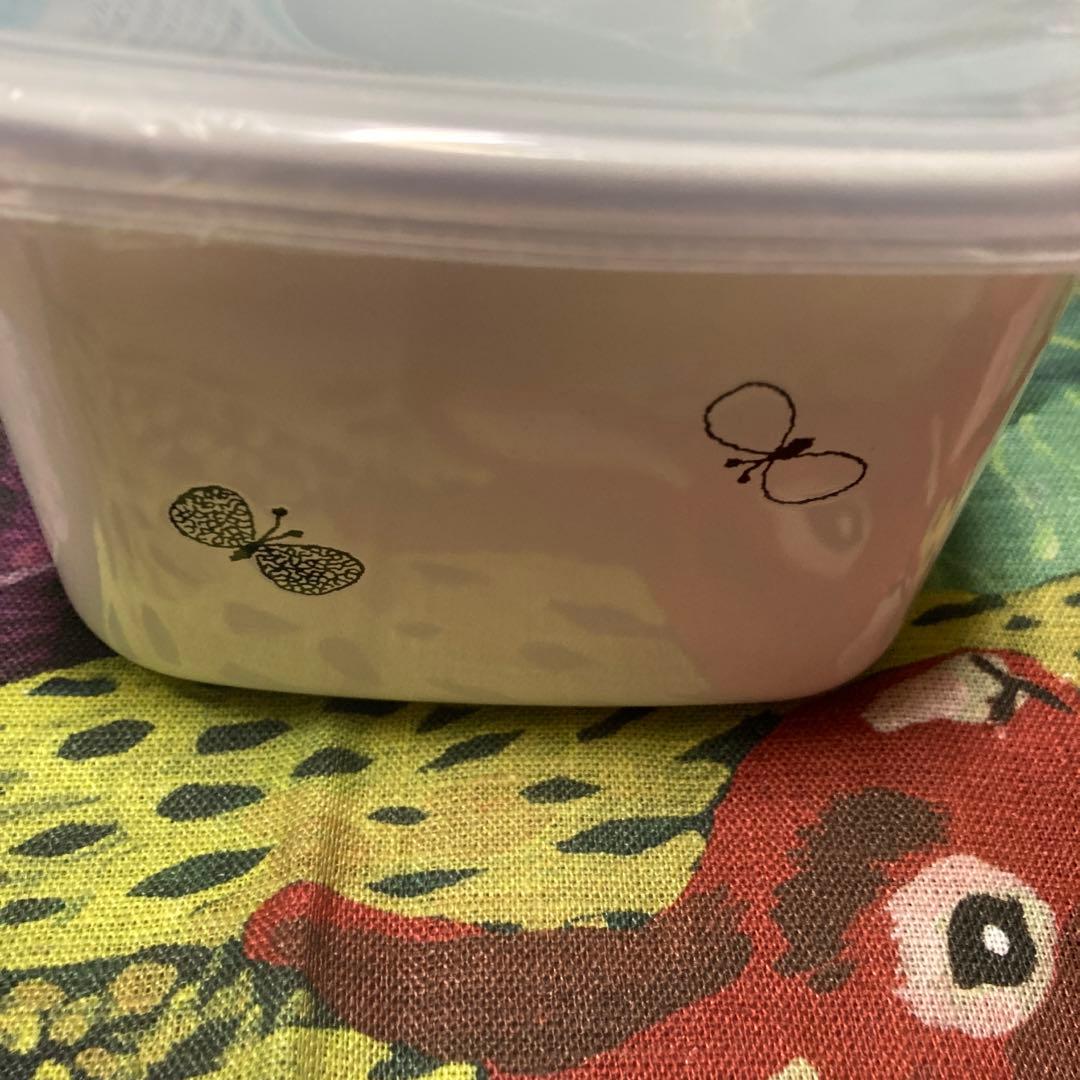 (新品・貴重)ミナペルホネン容器