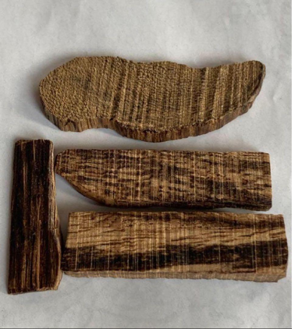 沈香　香木　タニ　三種　お香　3.4グラム