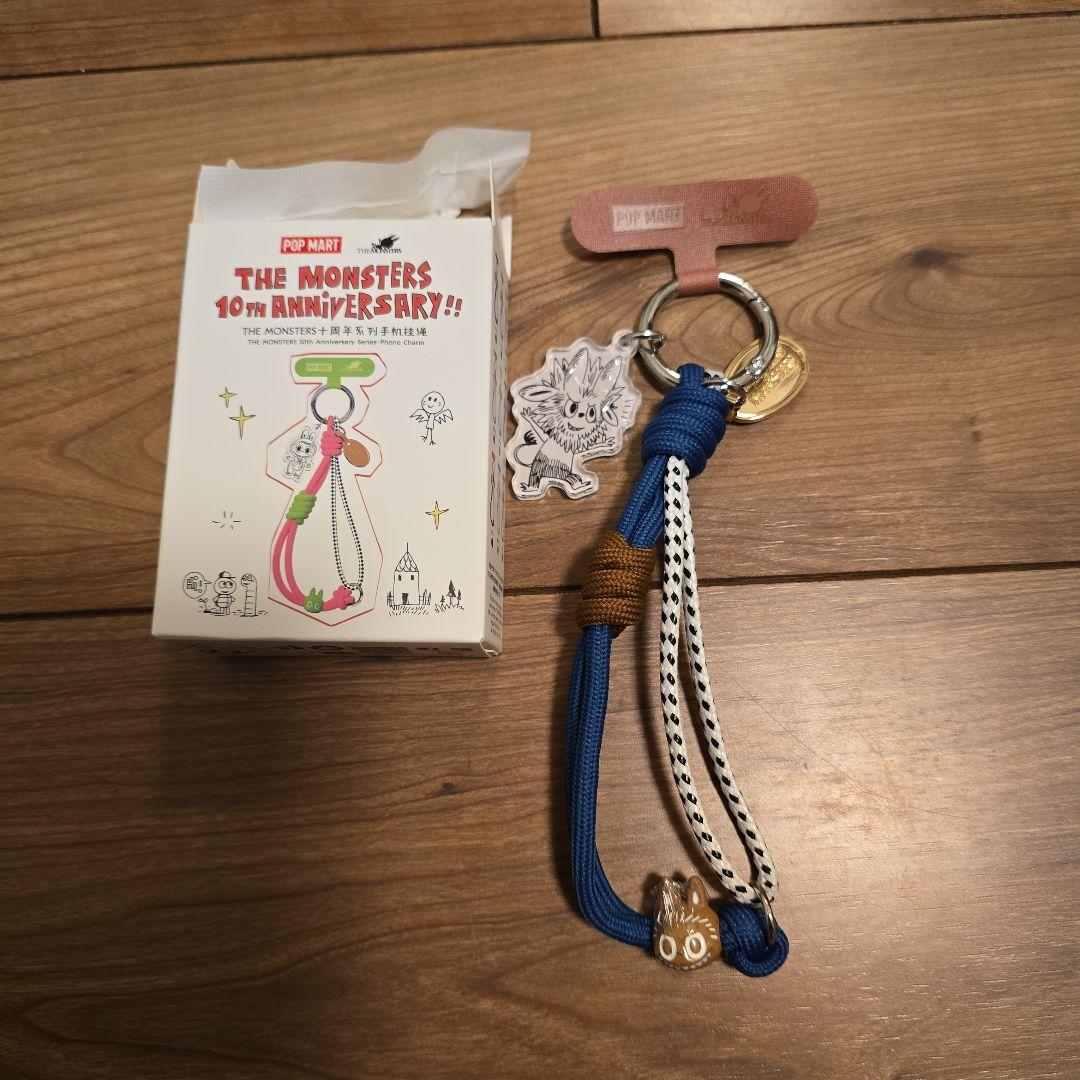THE MONSTERS 10th ANNIVERSARY フォンチャーム - メルカリ