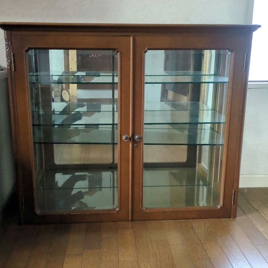 ガラスケース　飾り棚 ガラス　ショーケース　木製キャビネット　キャビネット　丸川