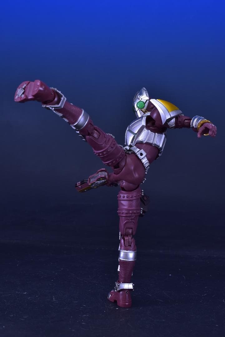 中古 S.H.フィギュアーツ 仮面ライダーギャレン&レッドランバスセット