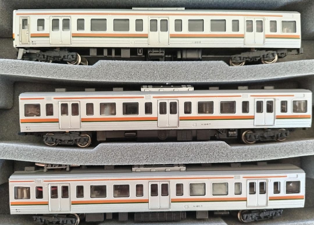 Nゲージ 211系直流近郊形電車７両 室内灯LED化済 KATO　単品寄集め
