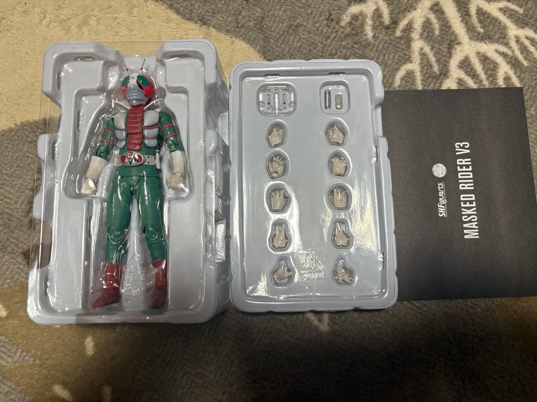 S.H.Figuarts 真骨彫製法 仮面ライダーV3