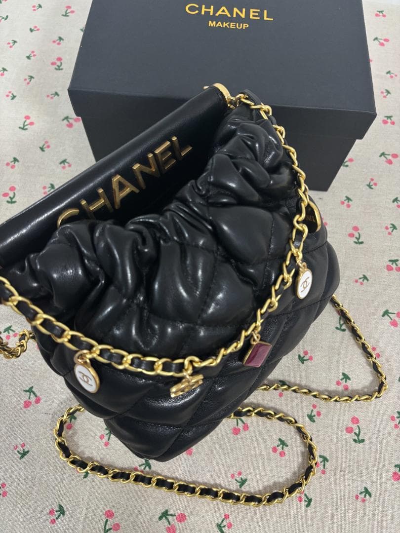 【即購入OK】巾着型 ショルダーバッグ チャーム