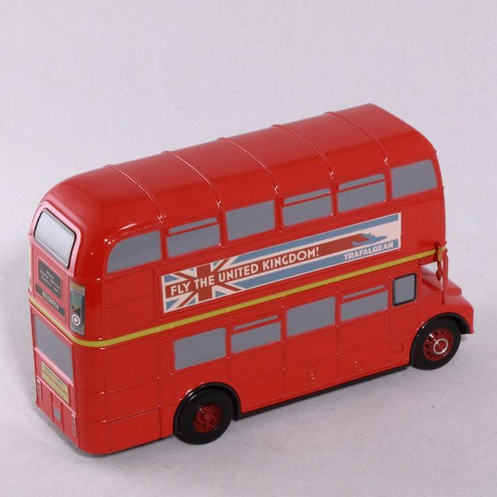 カーズ クイーン&ハイギア軍曹&トッパーデッキントン3世 ディズニー