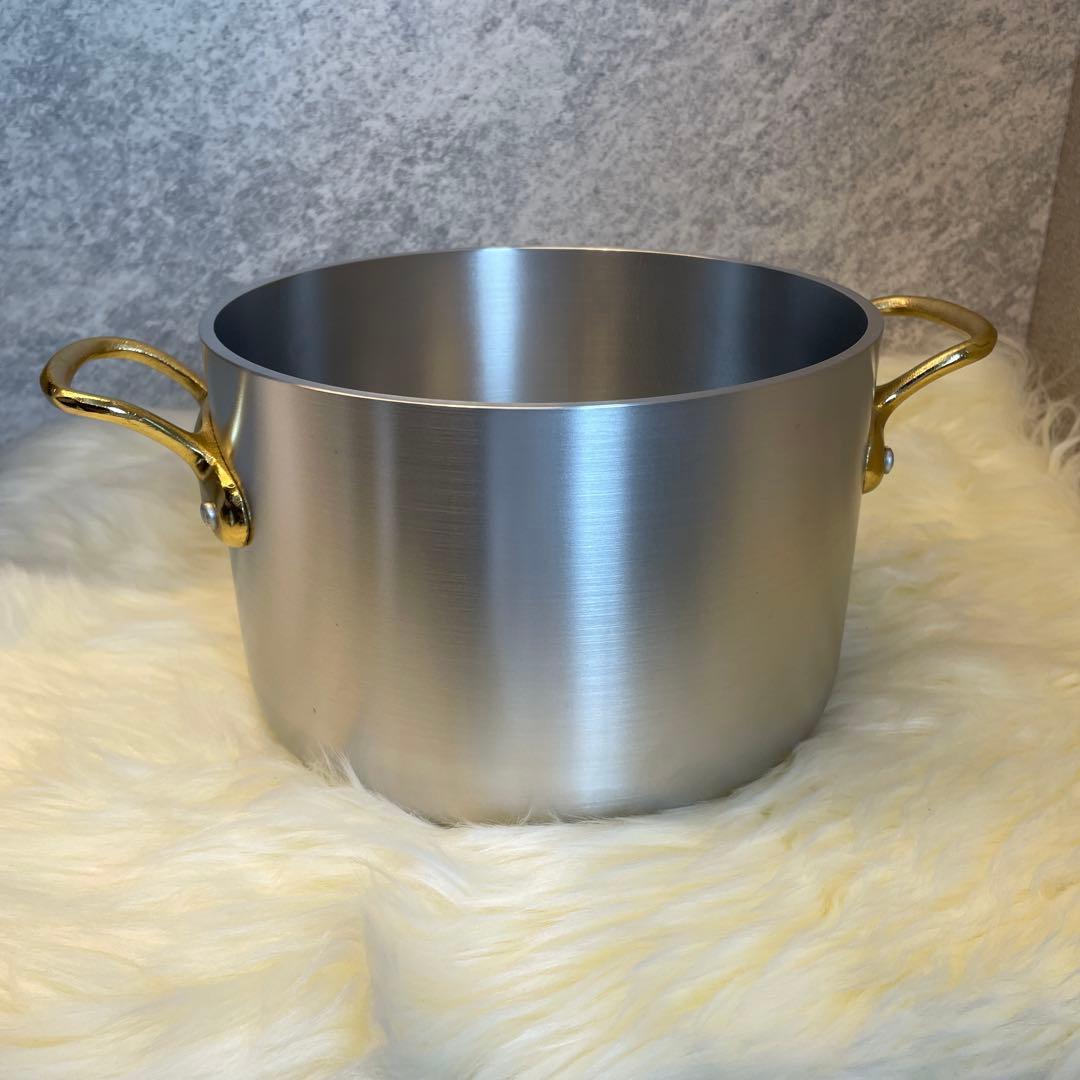 【新品未使用】中尾アルミ半寸胴鍋 アルミ鍋 [ガス] 21cmプロキング40