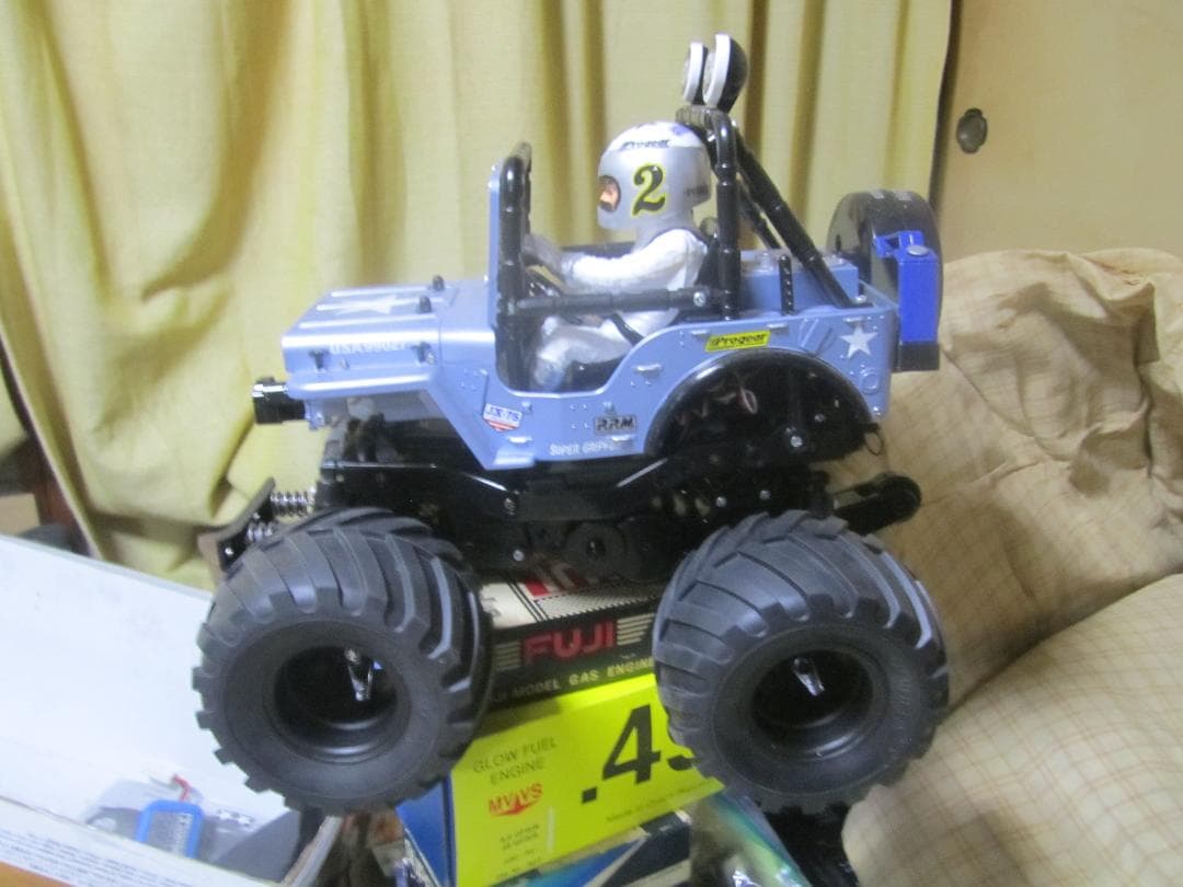 新品同様　1/10 ワイルドウイリー2　フルセット 2.4G カスタム　送料込み