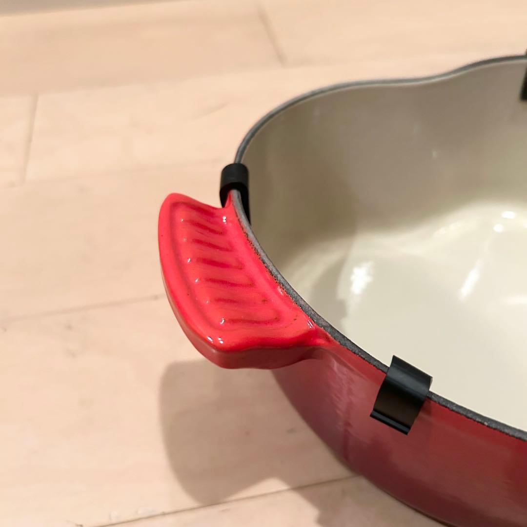 【極美品】LE CREUSET　ココット ダムール チェリーレッド　18cm