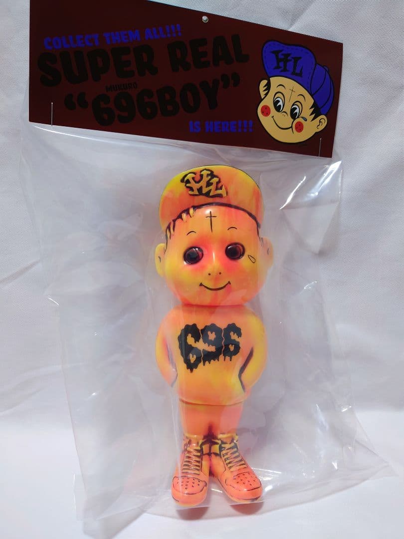 696BOY HEADLOCKSTUDIO zollmen IZUMONSTER