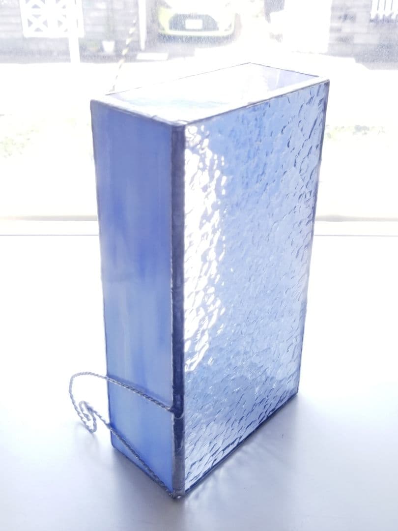 ステンドグラス　アンティーク調　ティッシュボックス水色(現品限り)