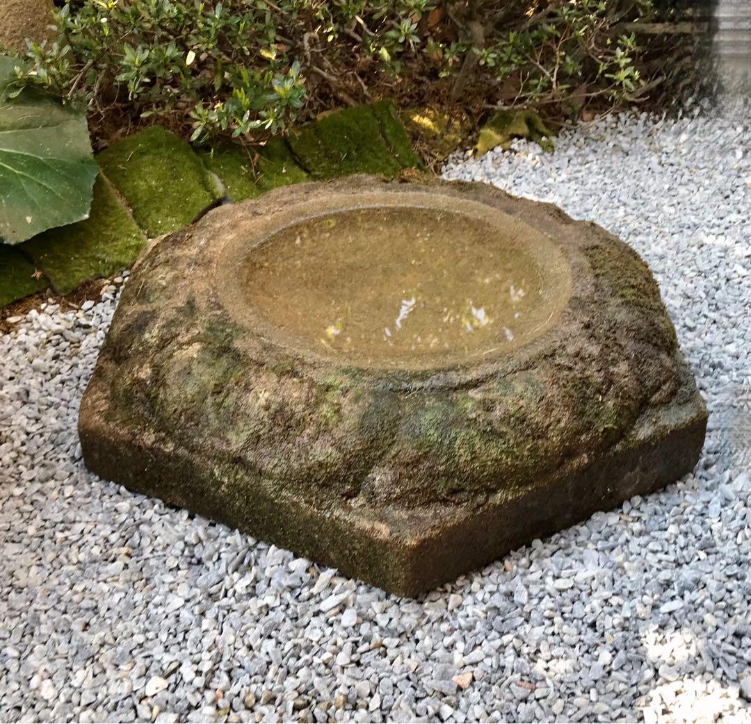 【天然石・見立て水鉢・バードバス・蹲・特大サイズ浅鉢】庭石オブジェ置物坪庭茶庭