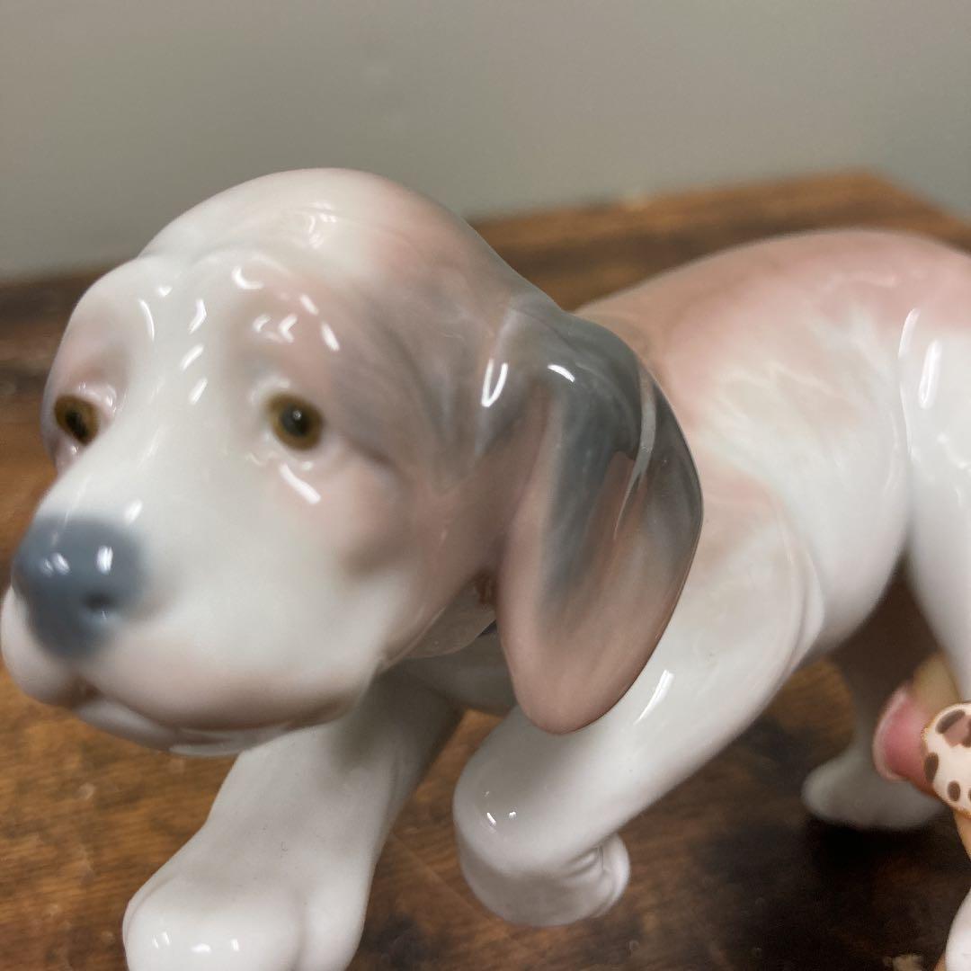 リヤドロ LLADRO 犬 フィギュリン　置物 陶器