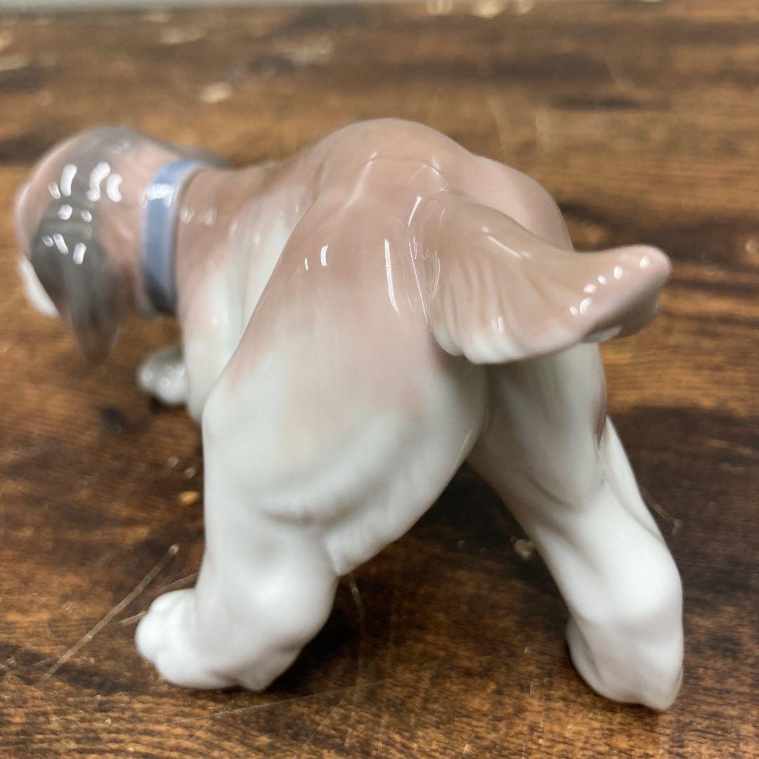 リヤドロ LLADRO 犬 フィギュリン　置物 陶器