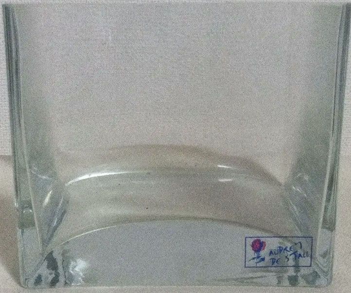 ガラス容器の人工のバラと装飾　未使用に近い　専用ページして購入OK◎早い者勝ち