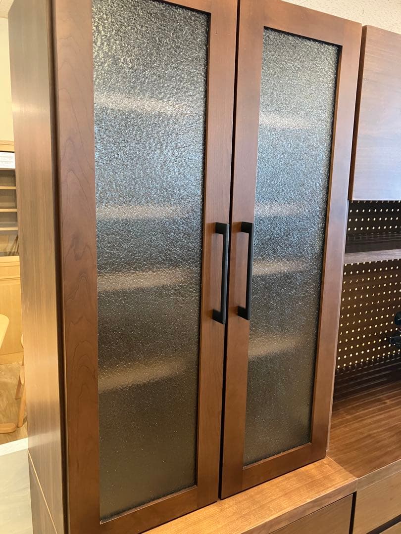 ienowa EMI 60食器棚　ウォールナット材　展示品