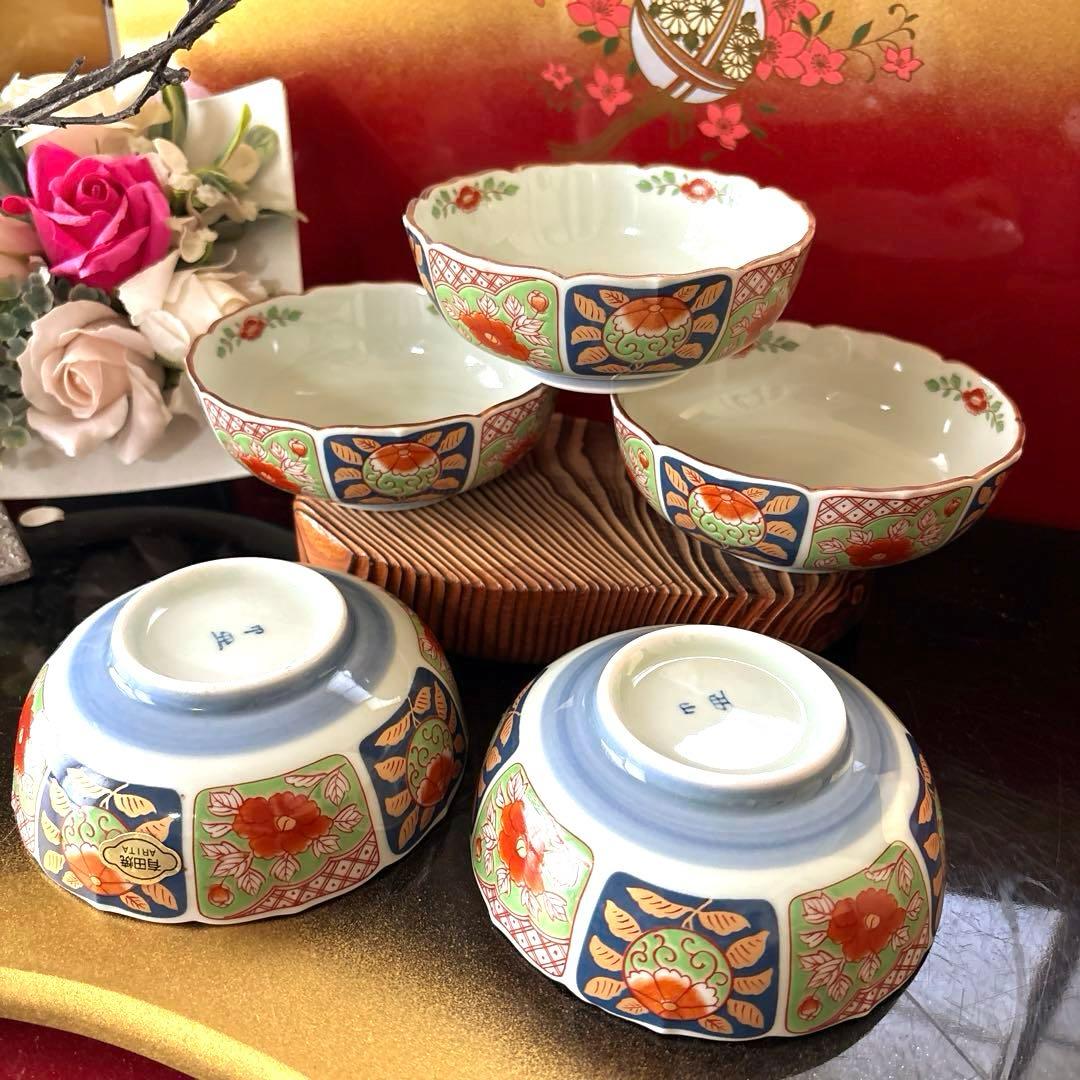 西山・色絵小鉢5つ