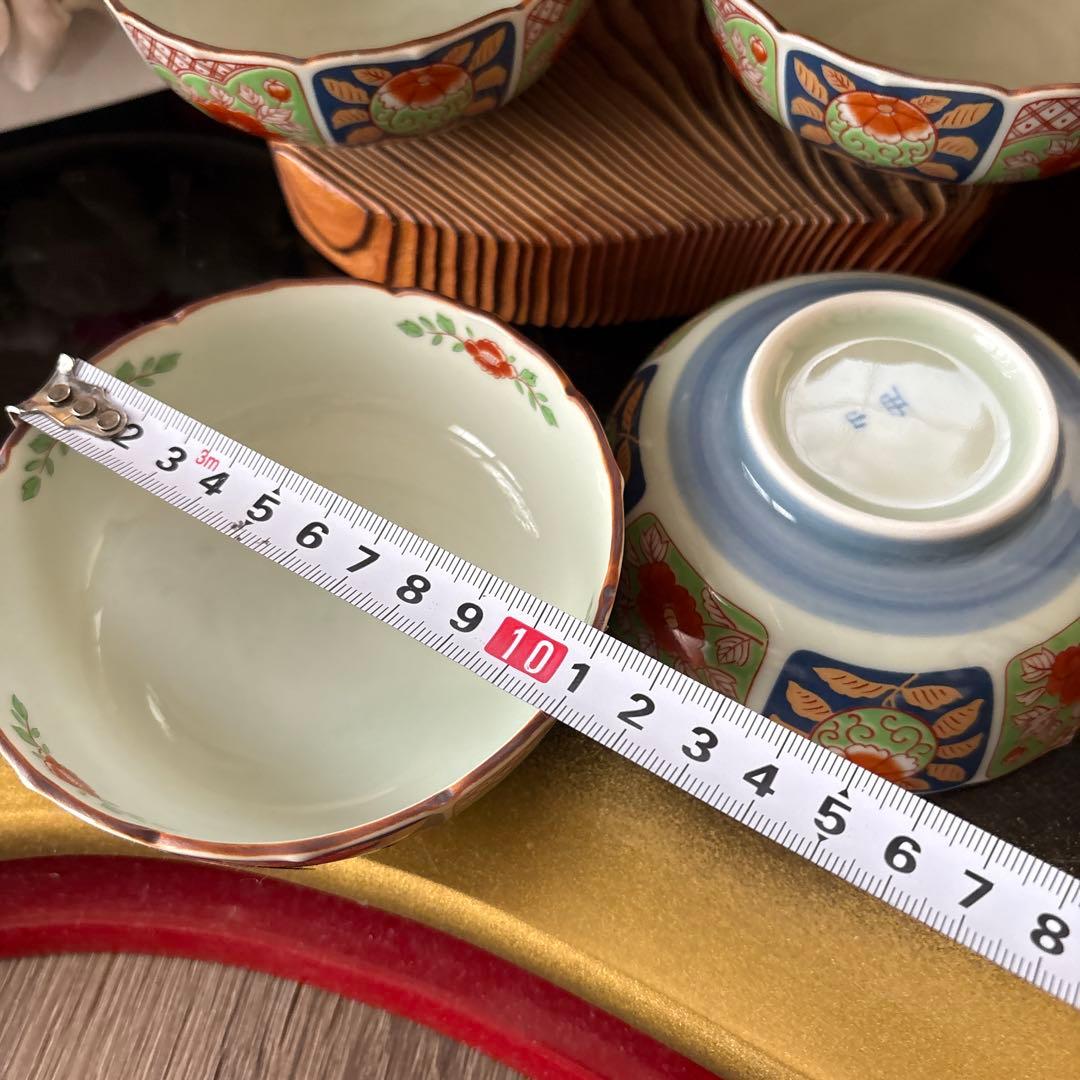 西山・色絵小鉢5つ