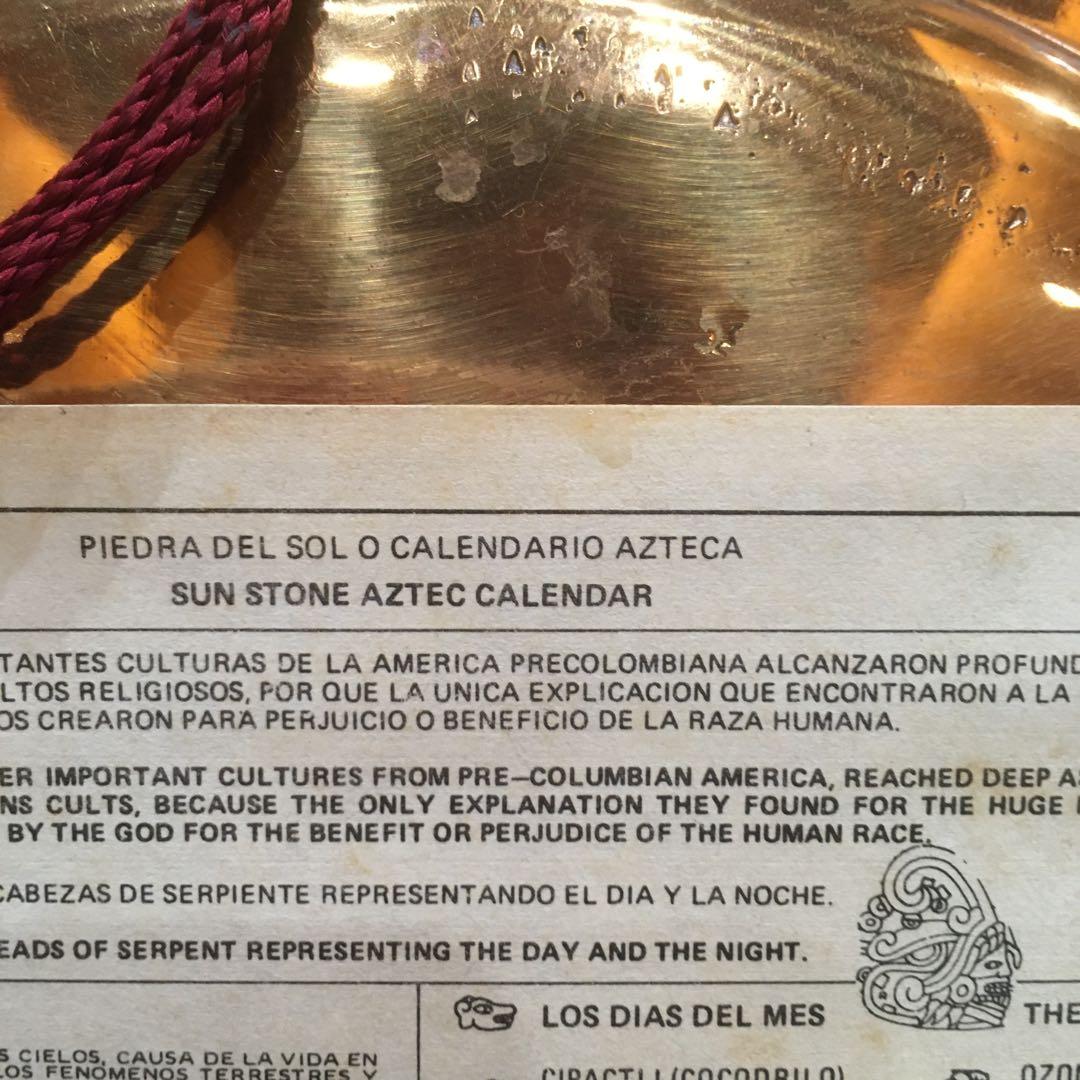 メキシコの壁飾り　日時計表