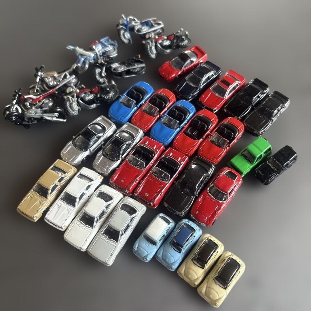 缶コーヒー おまけ ミニカーとバイクのセット 30台以上 - メルカリ