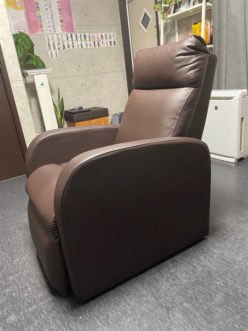 〈WORLD LASH〉コンパクトリクライニングチェア