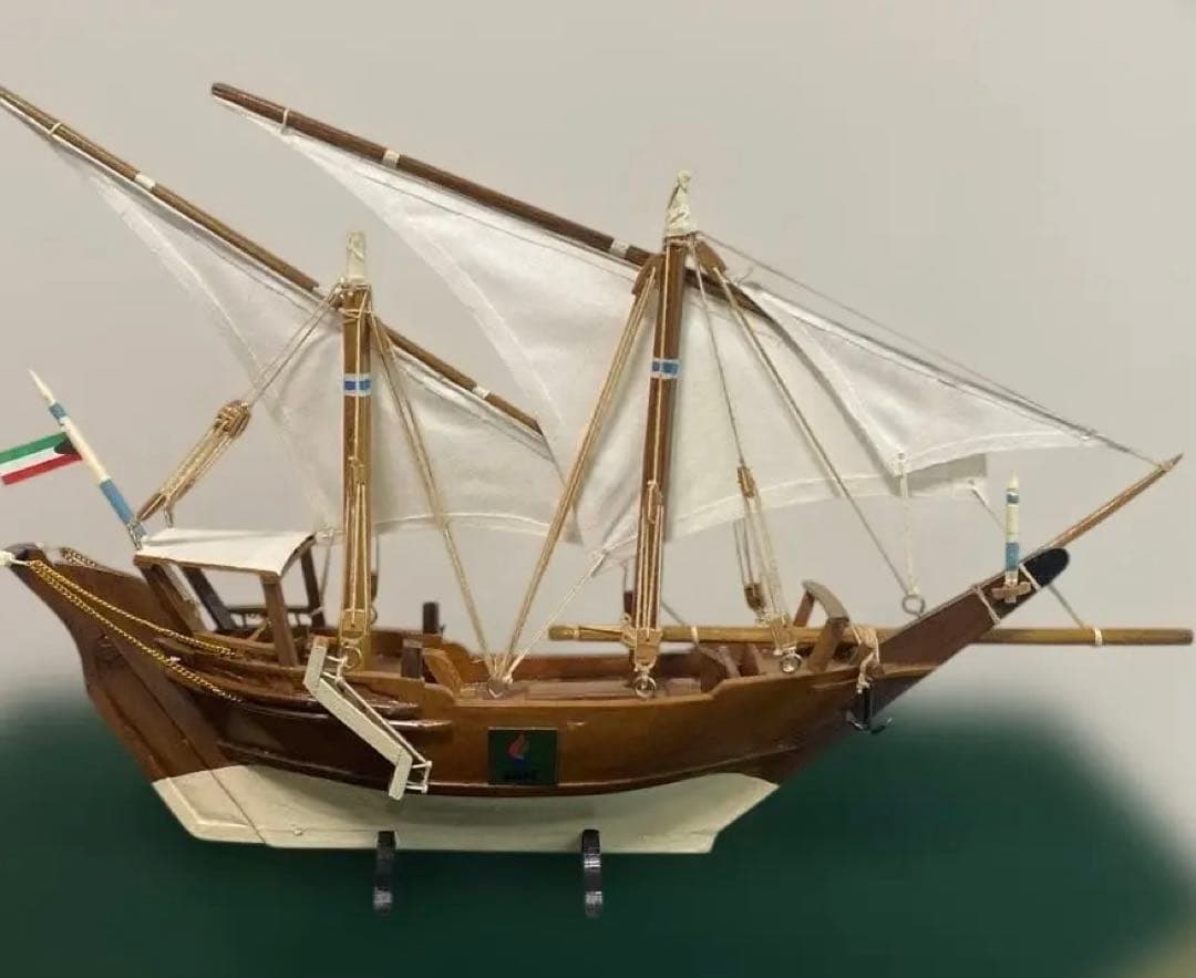 クウェートのダウ船 伝統的な木造帆船 箱入り　美品