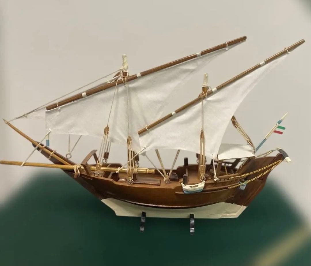 クウェートのダウ船 伝統的な木造帆船 箱入り　美品