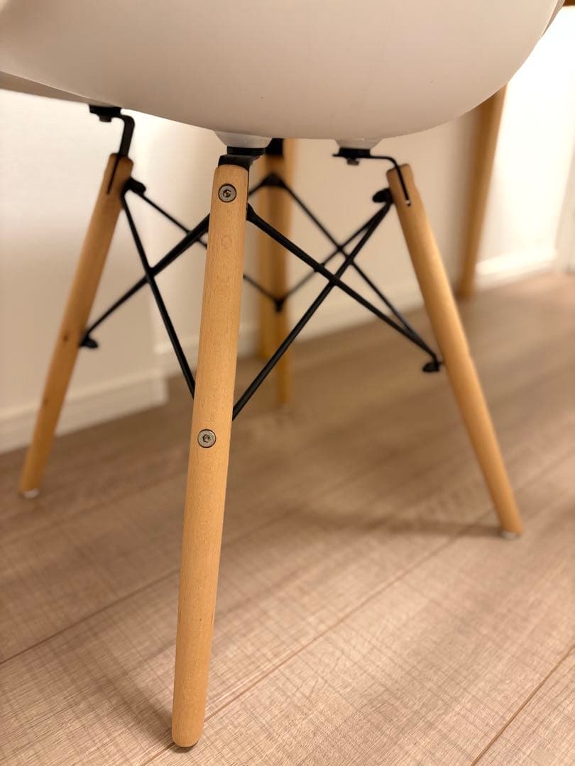 イームズチェア　リプロダクト①