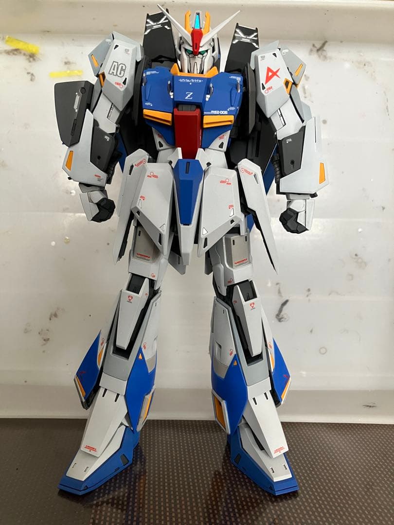 週末限定価格　MG Zガンダムver.Ｋ　アムロ専用機　完成品