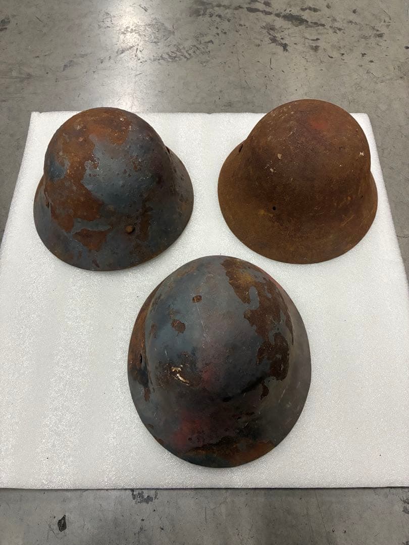 当時物 旧日本軍 鉄帽 陸軍 大日本帝国 ヘルメット ミリタリー 鉄製 鉄かぶと Amazon.co.jp: 大日本帝国 日本軍 90式 鉄帽 ヘルメット 擬装網付 複製