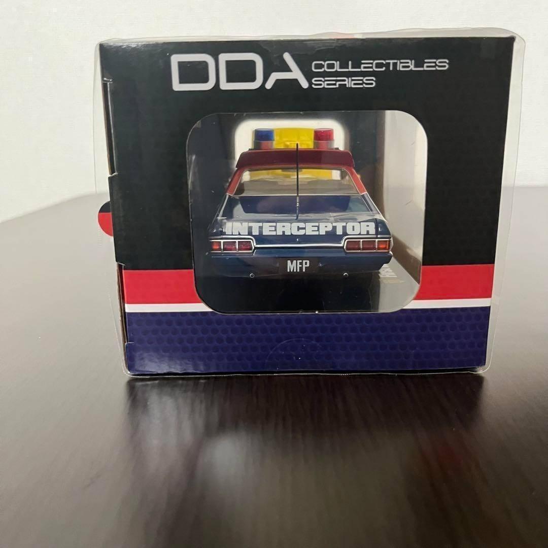 新品 マッドマックス 1/24 DDA イエローインターセプター 車 ミニカー