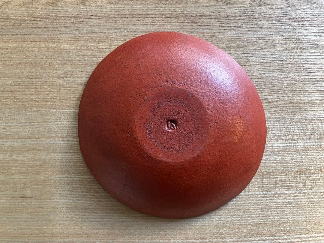 西川 聡 ★ 赤い皿　金彩 丸皿 一枚 ①