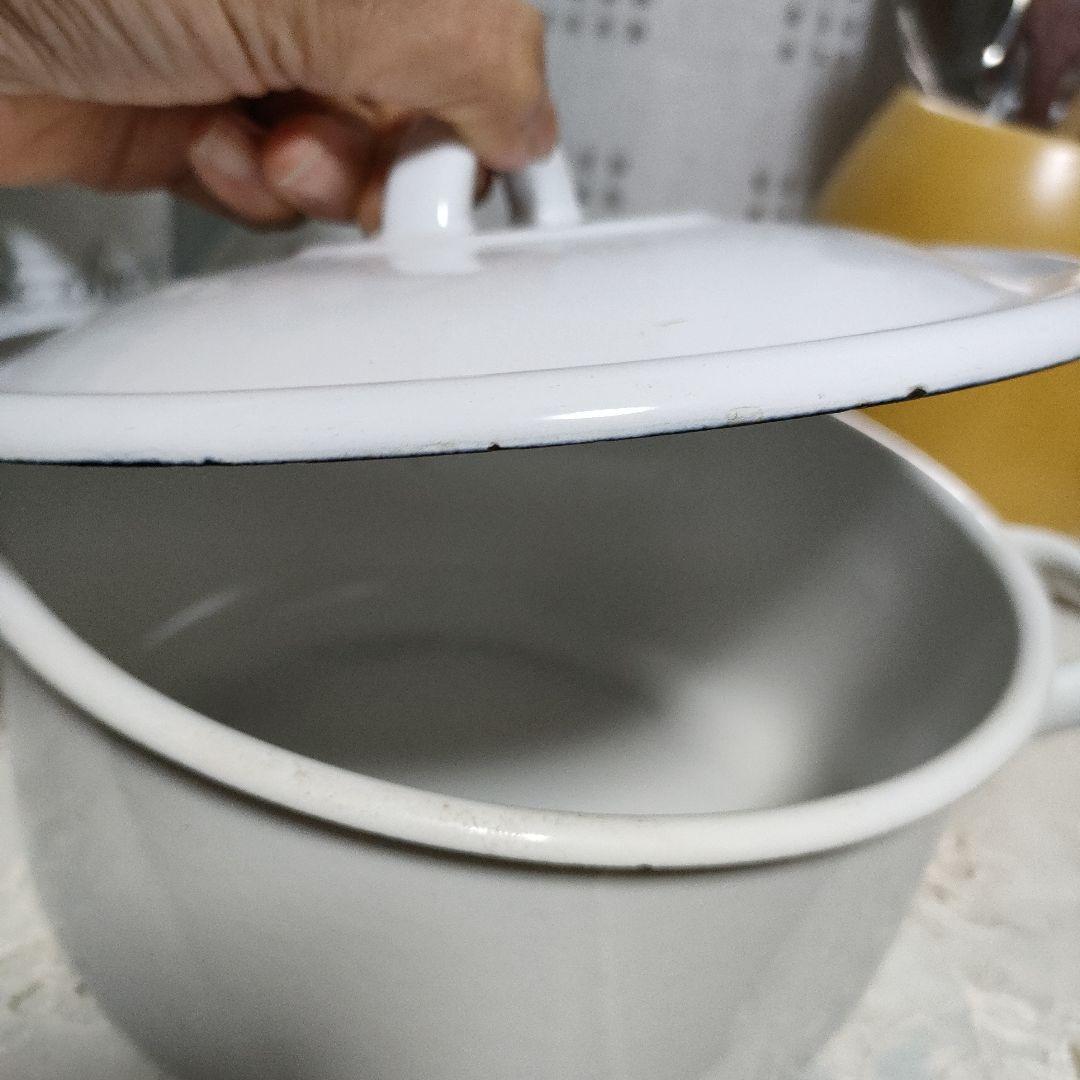 アメリカンカントリー TWICEヴィンテージ ホーロー鍋 - メルカリ