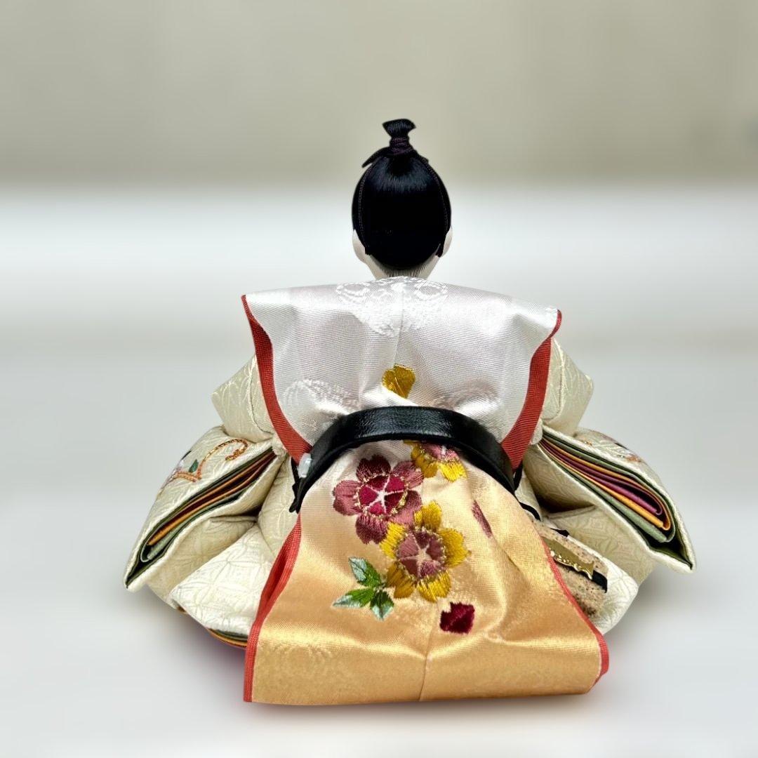 【高級品】雛人形　小木人形　親王飾り男雛と女雛　ひゐな　龍飛作　屛風付き