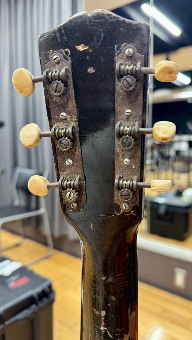 貴重！40年前後製造　Gibson L50 スクリプトロゴ　16inchボディ