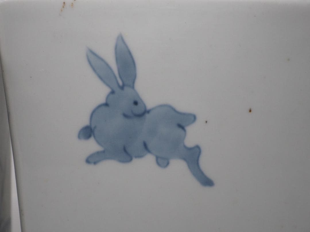 染付兎文白磁徳利　2本セット　角瓶　李朝　漢詩　ウサギ2匹　-SO-B