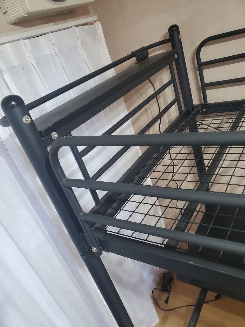 階段付きブラックロフトベッド スチール製 説明文を読んで下さい