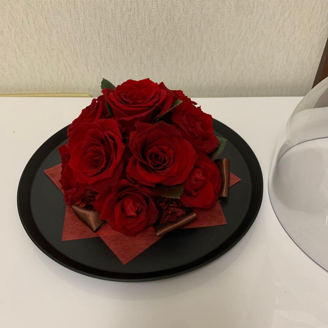 赤い薔薇、ブラザードフラワードー ム型24✖️20