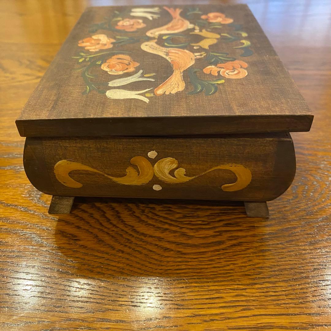 リュージュ　オーストリア製　オルゴール　アンティーク　幸せの鳥　ハンドメイド