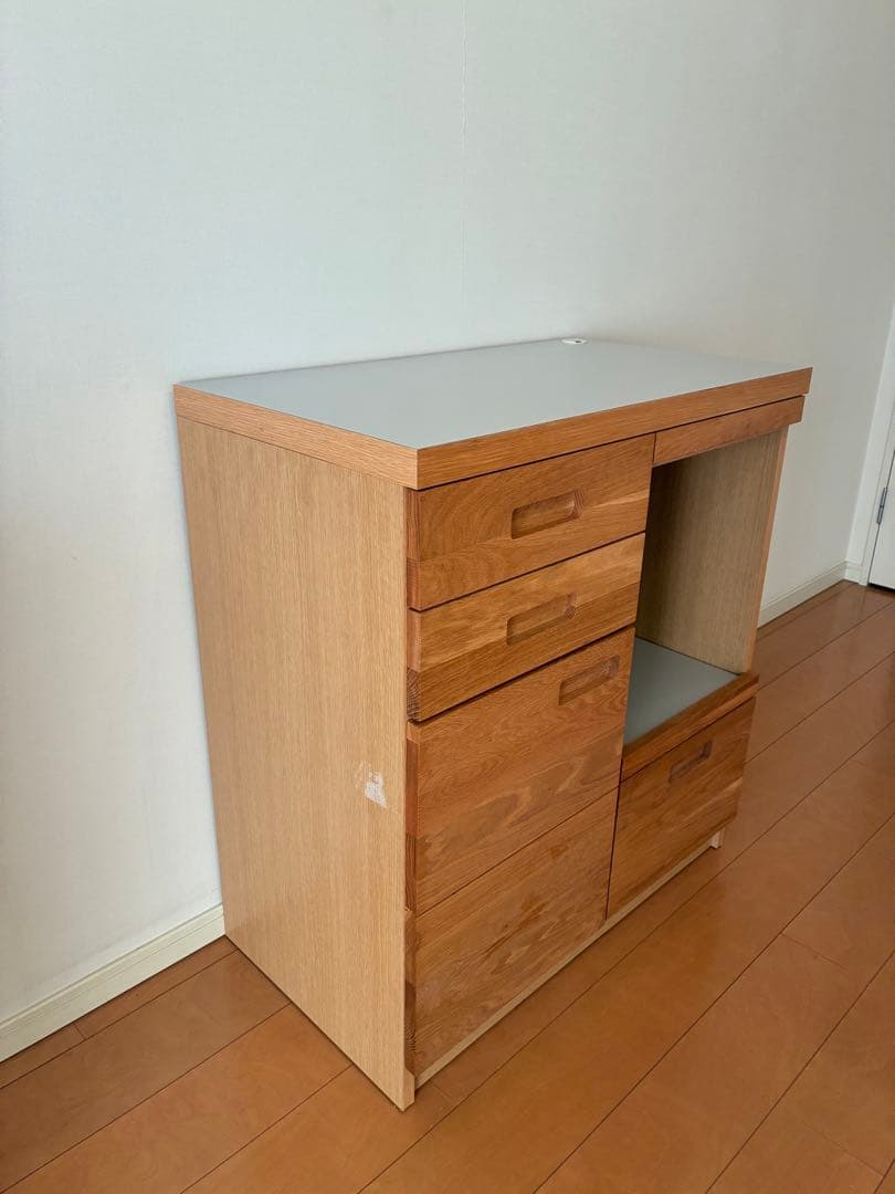 ウニコ　ヒュッテ　キッチンカウンター　レンジ台　キッチン収納　食器棚