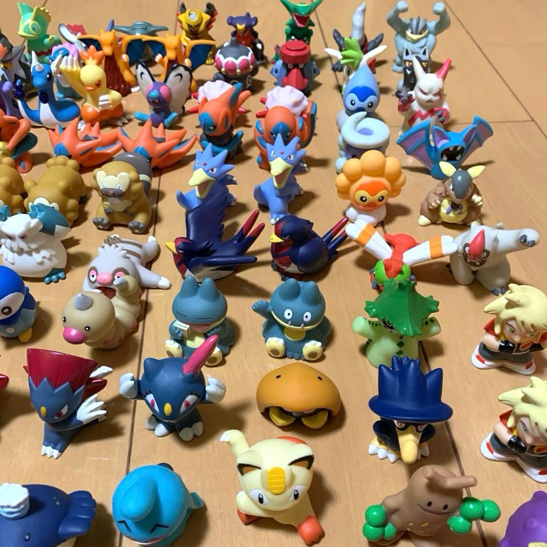 ポケモン指人形323体＋クリアタイプ6体