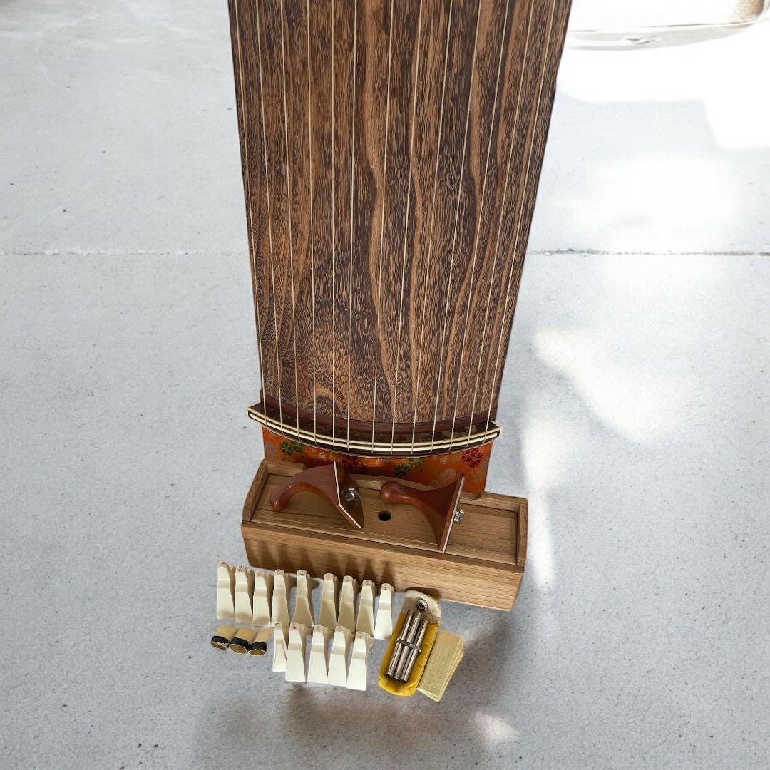 琴　筝 13弦　オレンジ飾り　鶴の絵　猫足　ヴィンテージ　木製