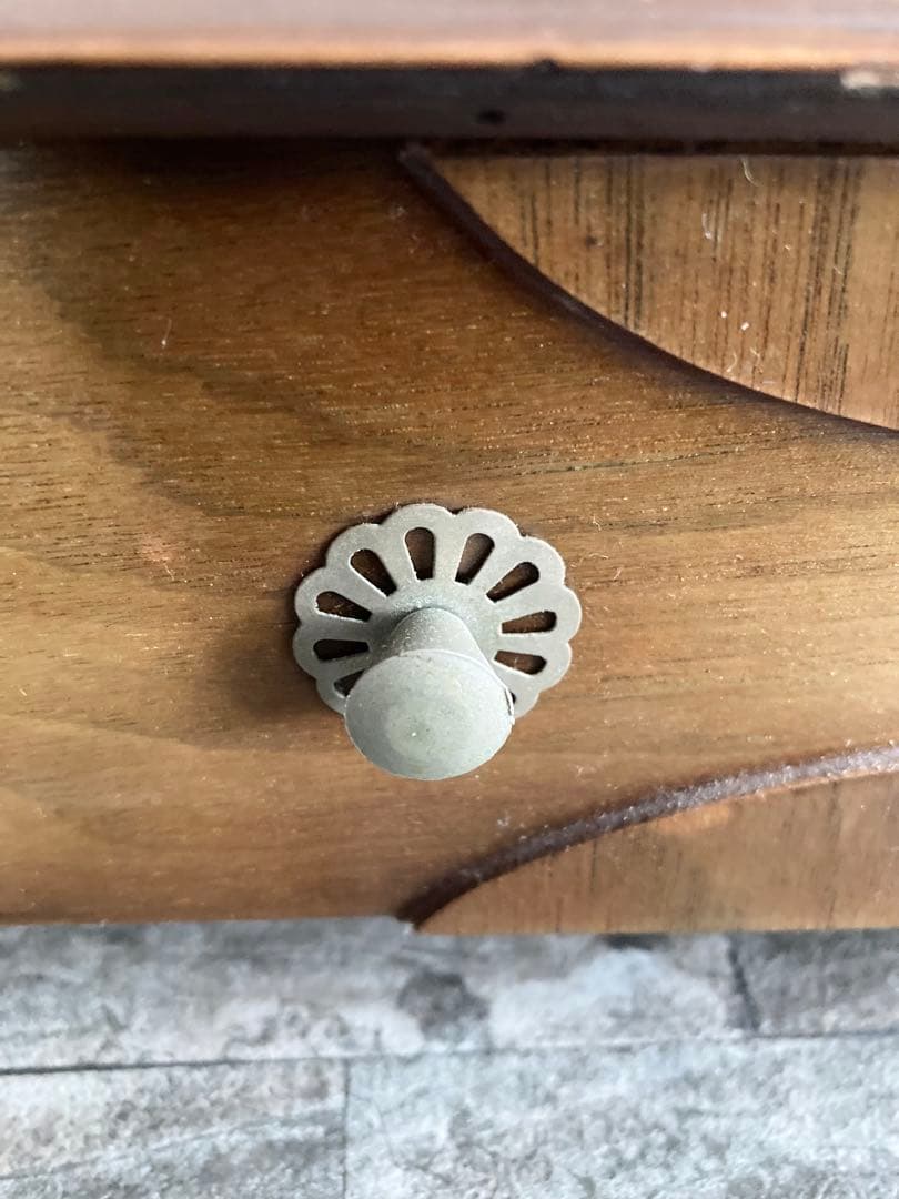 昭和レトロ｜優雅と気品｜ヴィンテージ化粧台 ドレッサー 鏡台【一点もの／鏡付】