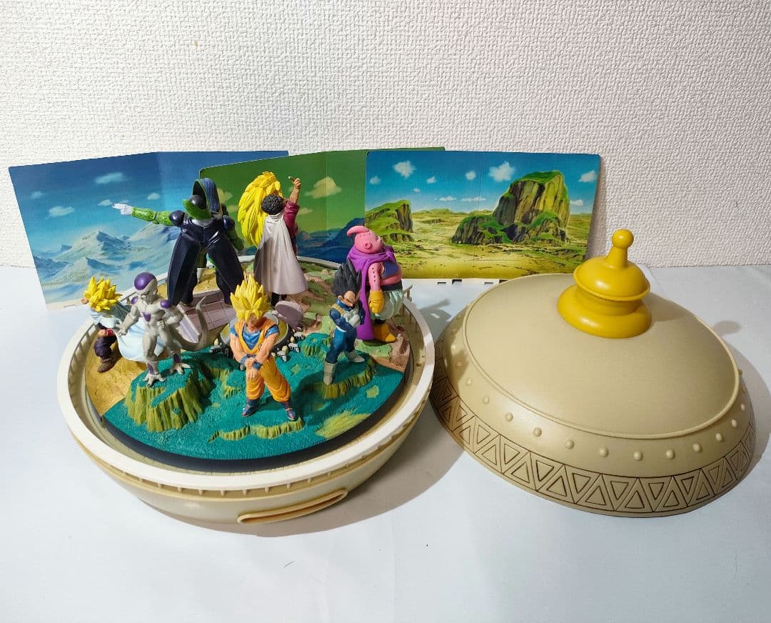 ☆　dvd　ジオラマ　ドラゴンボールフィギュア　孫悟空　ブウ　サタン　セル　他