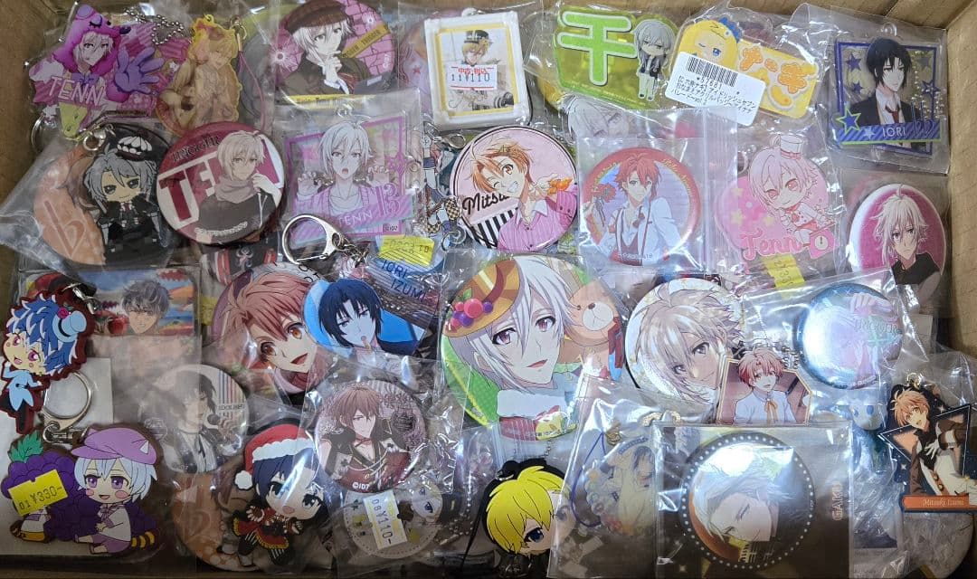 アニメグッズ　アイドリッシュセブン　アイナナ　まとめ売り　約385個